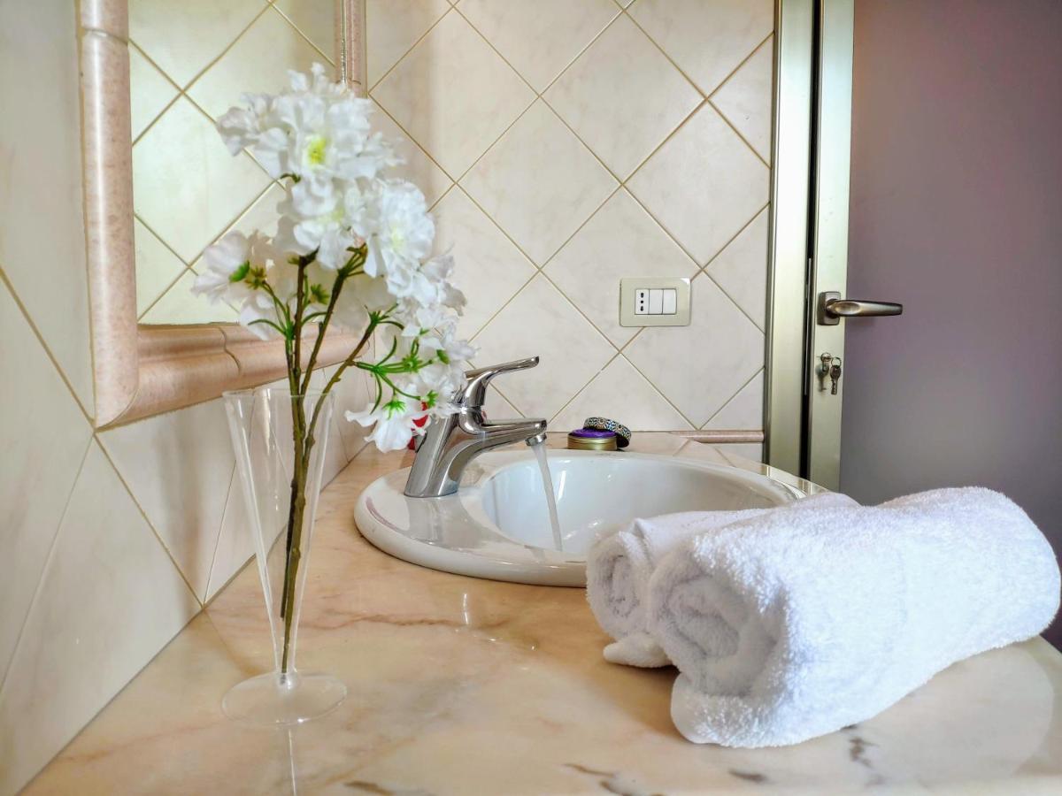 Your Home In Bonaria กาญารี ภายนอก รูปภาพ